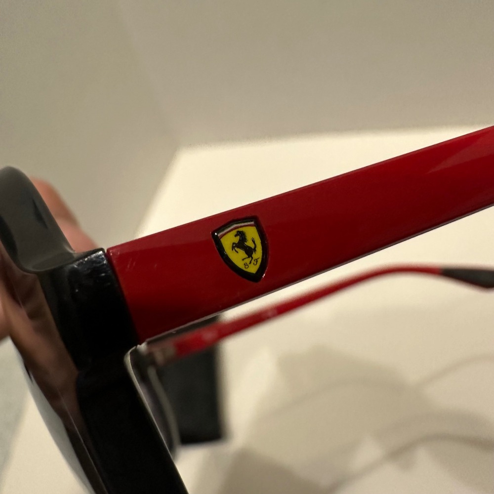Ray-Ban Ferrari RB4125-M Aviator Sunglasses Black Red Italy No Case - Picture 5 of 11